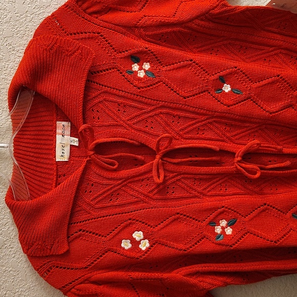 Hazel Moon Round Neck Sz XL Short Sleeves Red Cardigan Floral Embroidery B31 X P - Picture 8 of 14